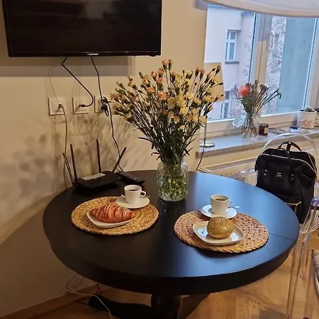 Apartment Harmony By The Opera House *
